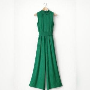 Emerald Green Pleated Chiffon Jumpsuit Womens 8 Mock Neck Sleeveless Smocked